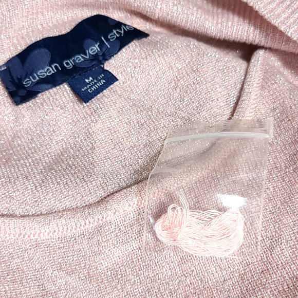 Susan Graver New** Ladies Blouse - Picture 4 of 5